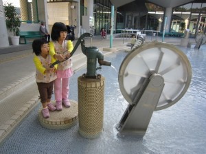 手押しポンプ
