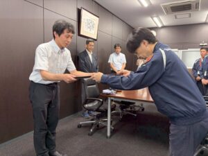 感謝状の贈呈